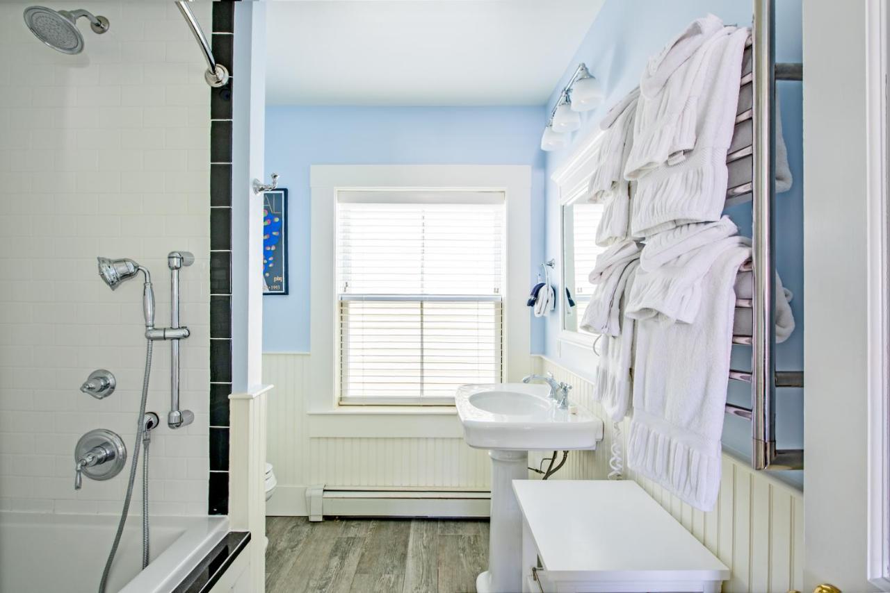 Admiral'S Landing (Adults Only) Bed & Breakfast Provincetown Dış mekan fotoğraf