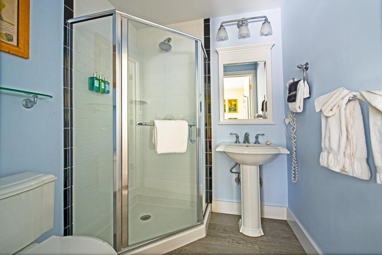 Admiral'S Landing (Adults Only) Bed & Breakfast Provincetown Dış mekan fotoğraf