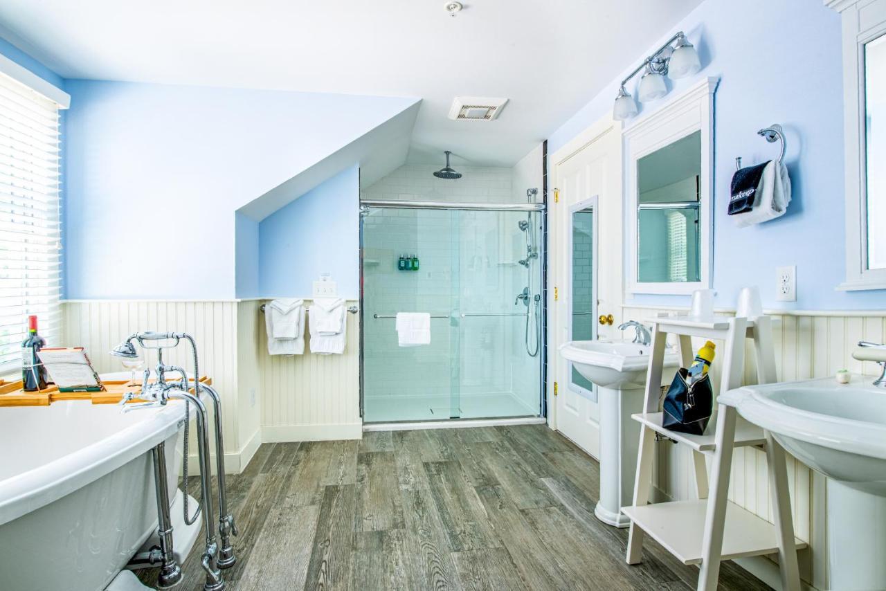 Admiral'S Landing (Adults Only) Bed & Breakfast Provincetown Dış mekan fotoğraf